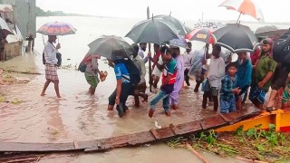 উত্তাল সাগর, বৈরী আবহাওয়ায় স্থবির জনজীবন