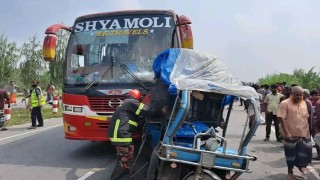 রংপুরে বাসের ধাক্কায় অটোরিক্সার যাত্রী শিশু নিহত