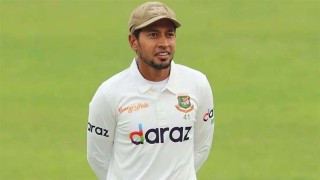 Mushfiqur Rahim suffers knee injury during gym session