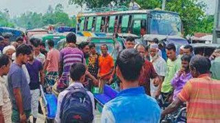 বগুড়ার শেরপুরে শ্রমিকনেতার ওপর হামলা, সড়ক অবরোধ