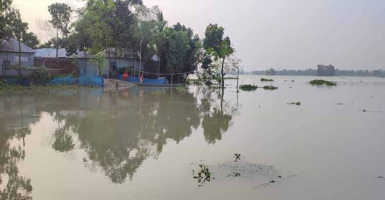 তিস্তার পানি বিপৎসীমার ১০ সেন্টিমিটার উপরে