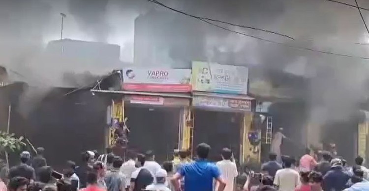 Uttara BGB Market fire doused