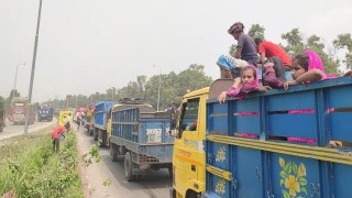 ঢাকা-টাঙ্গাইল মহাসড়কে ১২ কিলোমিটার এলাকায় যানজট