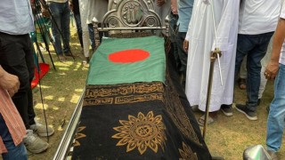 Dr. Zafrullah Chowdhury laid to rest in Gonoshasthaya Kendra in Savar