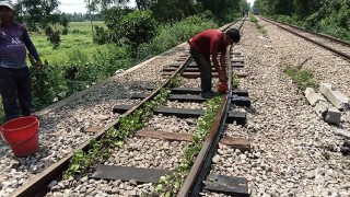 গরমে ফের বেঁকে গেছে ব্রাহ্মণবাড়িয়ার সেই রেললাইন