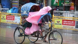 বাড়বে না তাপমাত্রা, বৃষ্টির সঙ্গে বইবে ঝোড়ো হাওয়া