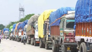 ১১ দিন পর বাংলাবান্ধা স্থলবন্দরের আমদানি-রপ্তানি শুরু