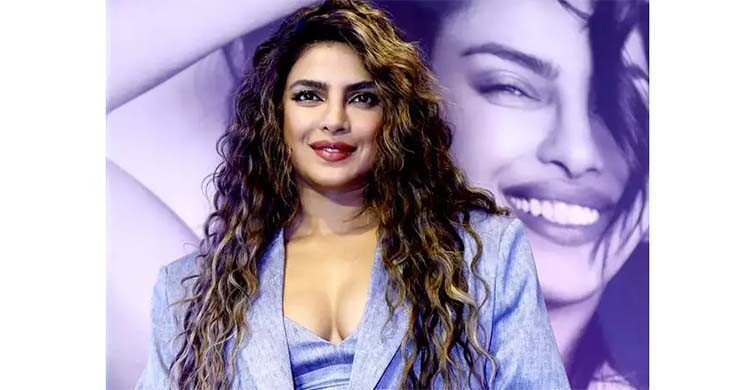 Priyanka Chopra says she has a ‘tumultuous relationship’ with what happened in Bollywood