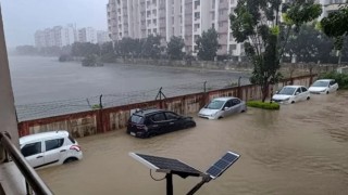 ঘূর্ণিঝড় মিগজাউম: ভারতের চেন্নাইয়ে ভারী বৃষ্টি, ৫ জনের মৃত্যু