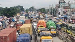 ঢাকা-চট্টগ্রাম মহাসড়কে ৫ কিলোমিটার যানজট