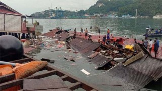 Earthquake in Indonesia kills 4