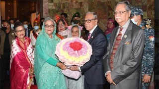 PM, President-elect meets President Hamid at Bangabhaban