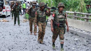 গৃহযুদ্ধ ও সহিংসতায় মিয়ানমারে জান্তা শাসনের আরও এক বছর