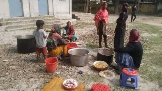 ১৮ পরীক্ষার্থীর মধ্যে পাশ ১, কলেজ ক্যাম্পাসে বনভোজন!