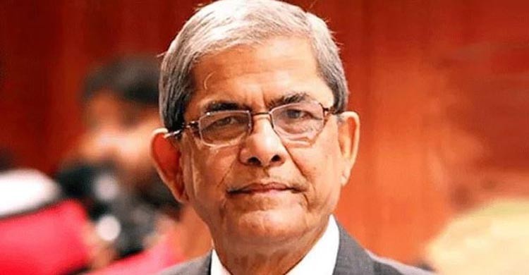 Mirza Fakhrul returns home from United Hospital