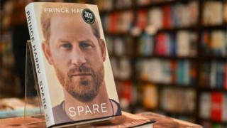 Harry tell-all book 'Spare' sells 1.4 mn copies on first day