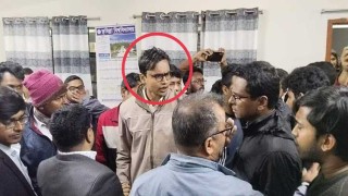 কুবির শিক্ষকের বিরুদ্ধে শিক্ষার্থীকে গালী দেওয়ার অভিযোগ