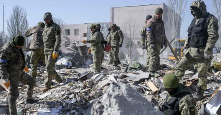 Russia says scores of soldiers killed in Ukrainian strike