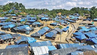 রোহিঙ্গা ক্যাম্পে দু’পক্ষের গোলাগুলিতে যুবক নিহত