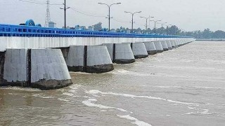 তিস্তার পানি বাড়ায় খুলে দেওয়া হলো ৪৪ জলকপাট