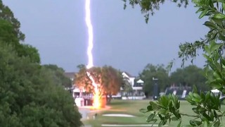 বারান্দায় খেলার সময় বজ্রপাতে ২ ভাইয়ের মৃত্যু