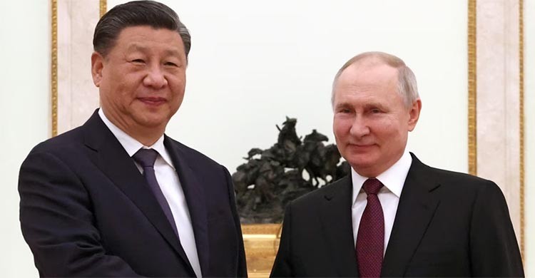 Xi departs Moscow, Russia strikes Ukraine school