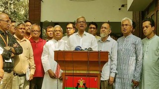 Mirza Fakhrul blames govt’s failure for blasts in Chattogram and Dhaka