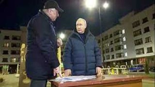 Putin visits Mariupol in first trip to occupied Ukraine territory