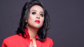 ঐশীর ‘দুই কূলে সুলতান’