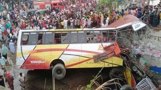 20 dead as bus falls into ditch in Madaripur 