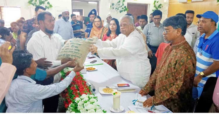 'বিএনপি ক্ষমতায় এলে দেশে অর্থনৈতিক বিপর্যয় হবে'