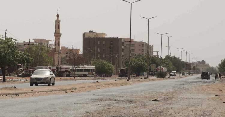 Sudan's army and rival extend truce, despite ongoing clashes