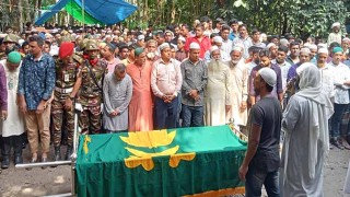 রাষ্ট্রীয় মর্যাদায় সেনাসদস্য মাসুমের দাফন সম্পন্ন