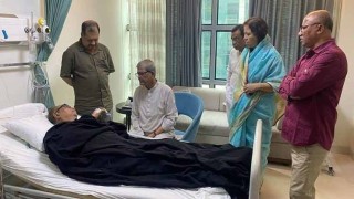 Mirza Fakhrul visits ASM Abdur Rob in hospital