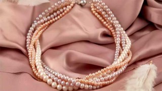 Freshwater Pearls: All You Need to Know