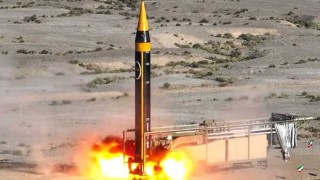 US sees 'serious threat' as Iran unveils new missile