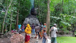 ঝালকাঠিতে দুই কৃষকের খড়ের গাদায় আগুন দিল দুর্বৃত্তরা