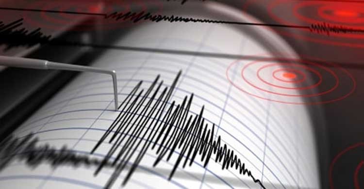 Earthquake jolts in Dhaka