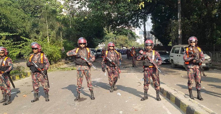 গার্মেন্টসের নিরাপত্তায় ৪৮ প্লাটুন বিজিবি মোতায়েন