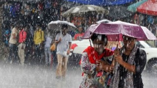 বৃষ্টি কমে আগামীকাল থেকে তাপমাত্রা বাড়তে পারে :আবহাওয়া অধিদপ্তর