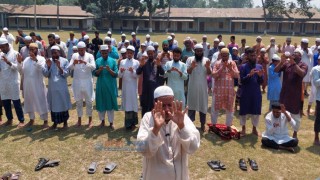 গোবিন্দগঞ্জে বৃষ্টির জন্য ইস্তিসকার নামাজ আদায়