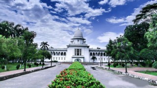 কতজনের দণ্ড মাফ করেছেন রাষ্ট্রপতি, তালিকা চেয়ে লিগ্যাল নোটিশ