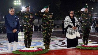 ভাষা শহীদদের প্রতি রাষ্ট্রপতি-প্রধানমন্ত্রীর শ্রদ্ধা