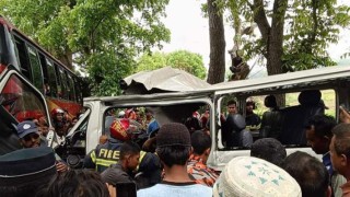 গোপালগঞ্জে বাস-মাইক্রোবাসের মুখোমুখি সংঘর্ষ, নিহত ৫