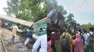 কুমিল্লায় বিজয় এক্সপ্রেস ট্রেনের ৯ বগি লাইনচ্যুত