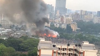 রাজধানীর কড়াইল বস্তিতে ভয়াবহ আগুন, নিয়ন্ত্রণে ৮ ইউনিট