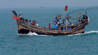 আজ থেকে সমুদ্রে মাছ ধরায় নিষেধাজ্ঞা