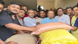 'ক্ষতিগ্রস্থদের পূণর্বাসন না হওয়া পর্যন্ত বন্যার্তদের পাশে থাকবে বিএনপি'