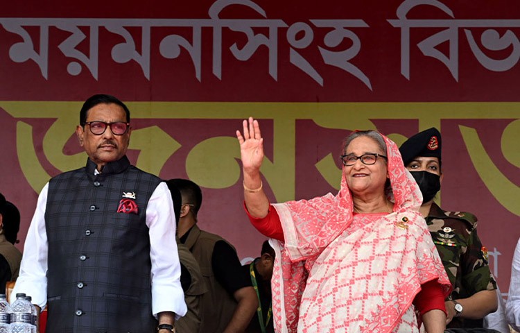 ময়মনসিংহে আওয়ামী লীগের জনসভায় প্রধানমন্ত্রী