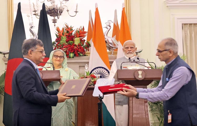 ঢাকা ও নয়াদিল্লি  ১০টি সমঝোতা স্মারক (এমওইউ) স্বাক্ষর